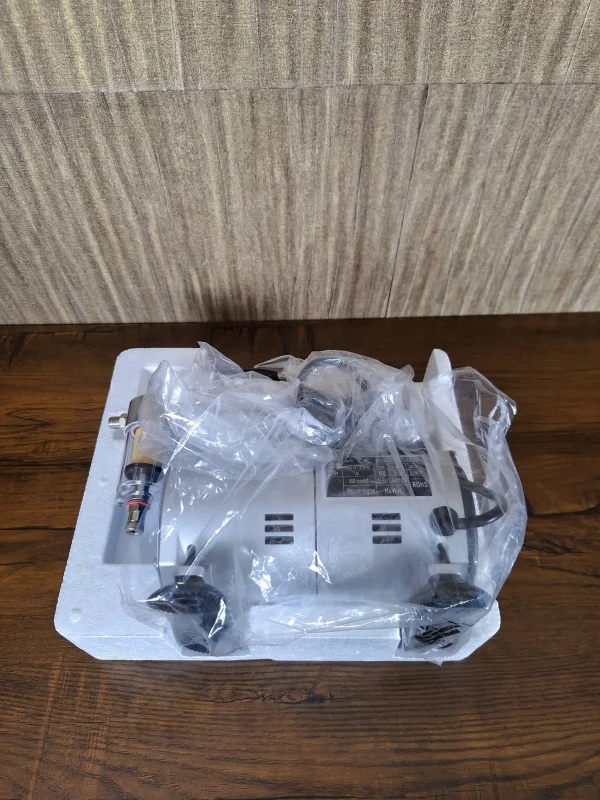 Vacuum Pump - Image 6